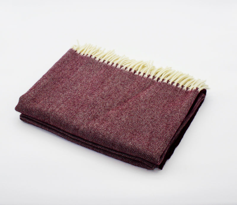 Merino Wool Collection Throw in Grape
